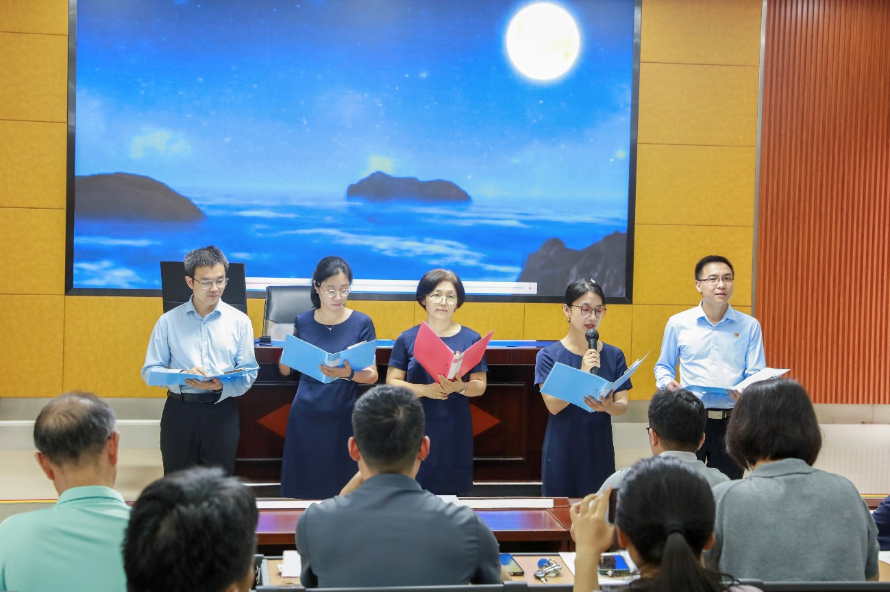 书香润初心，清风伴师行 ——我校举办2025年教职工读书月活动
